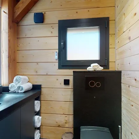 Woodland Village 3* Anzere