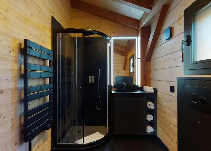 Woodland Village Anzere Aparthotel 3*