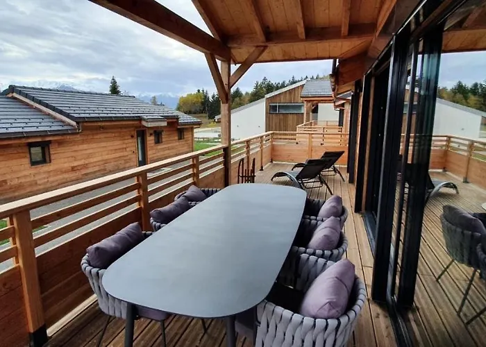 Aparthotel Woodland Village Anzere 3*