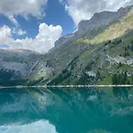 Lägenhetshotell Woodland Village Anzere 3*