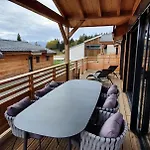 Lägenhetshotell Woodland Village Anzere 3*