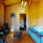 Aparthotel Woodland Village Anzere 3*
